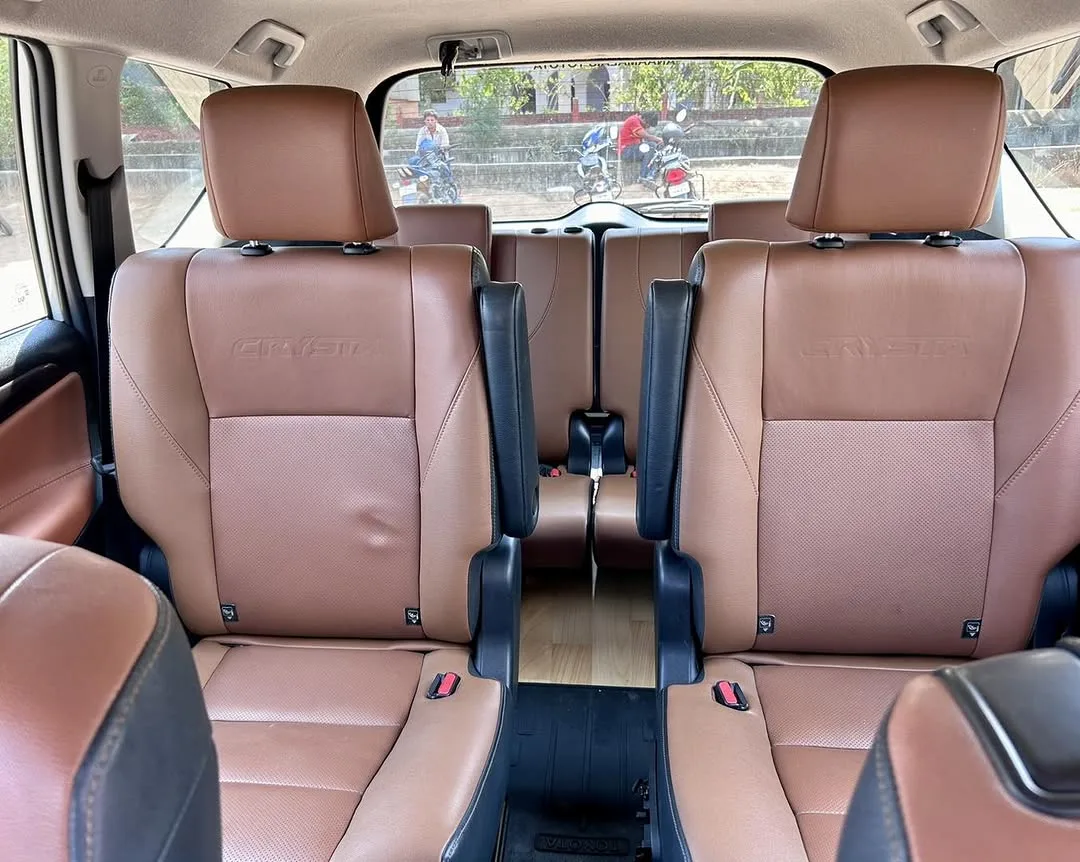 Innova Crysta Side View